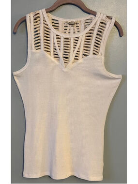 Womans Gimmicks macrame tank top in cream color, size XL